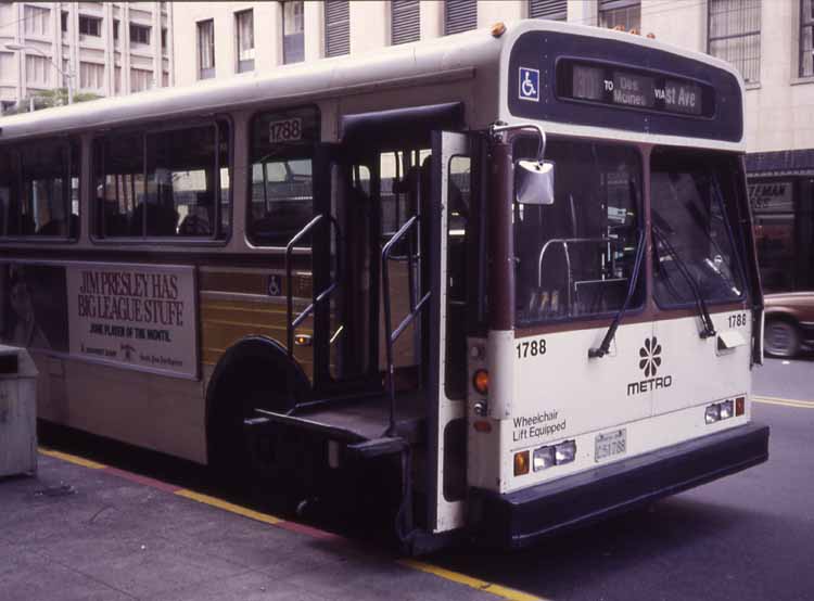 King County Metro Flyer D900 1788